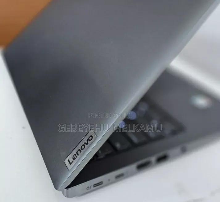 New Laptop Lenovo 16GB Intel Core i7 SSD 512GB