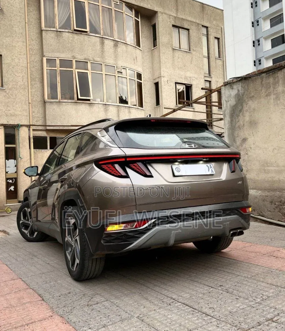Hyundai Tucson 2023 Gray