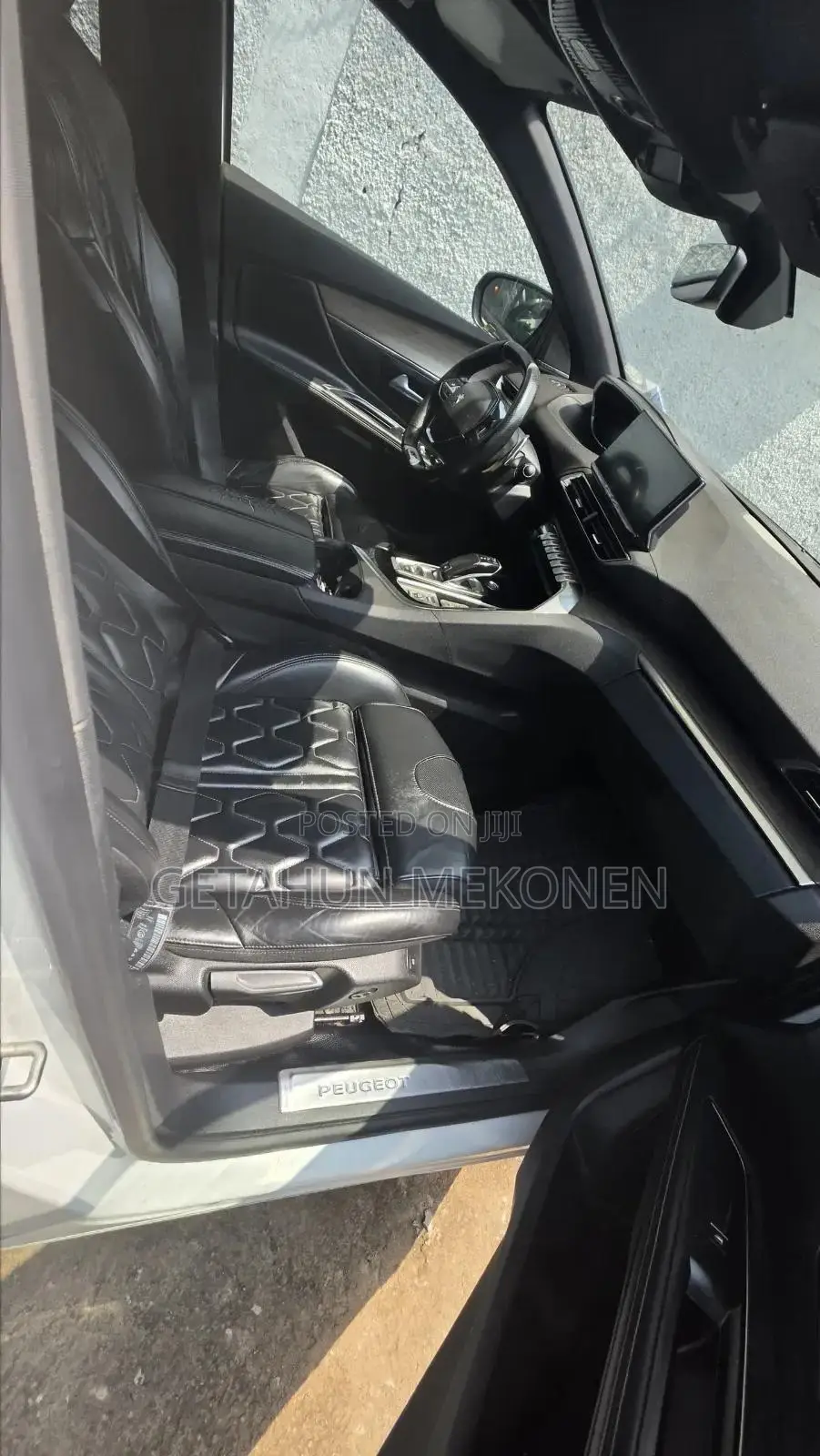 Peugeot 5008 2022 White