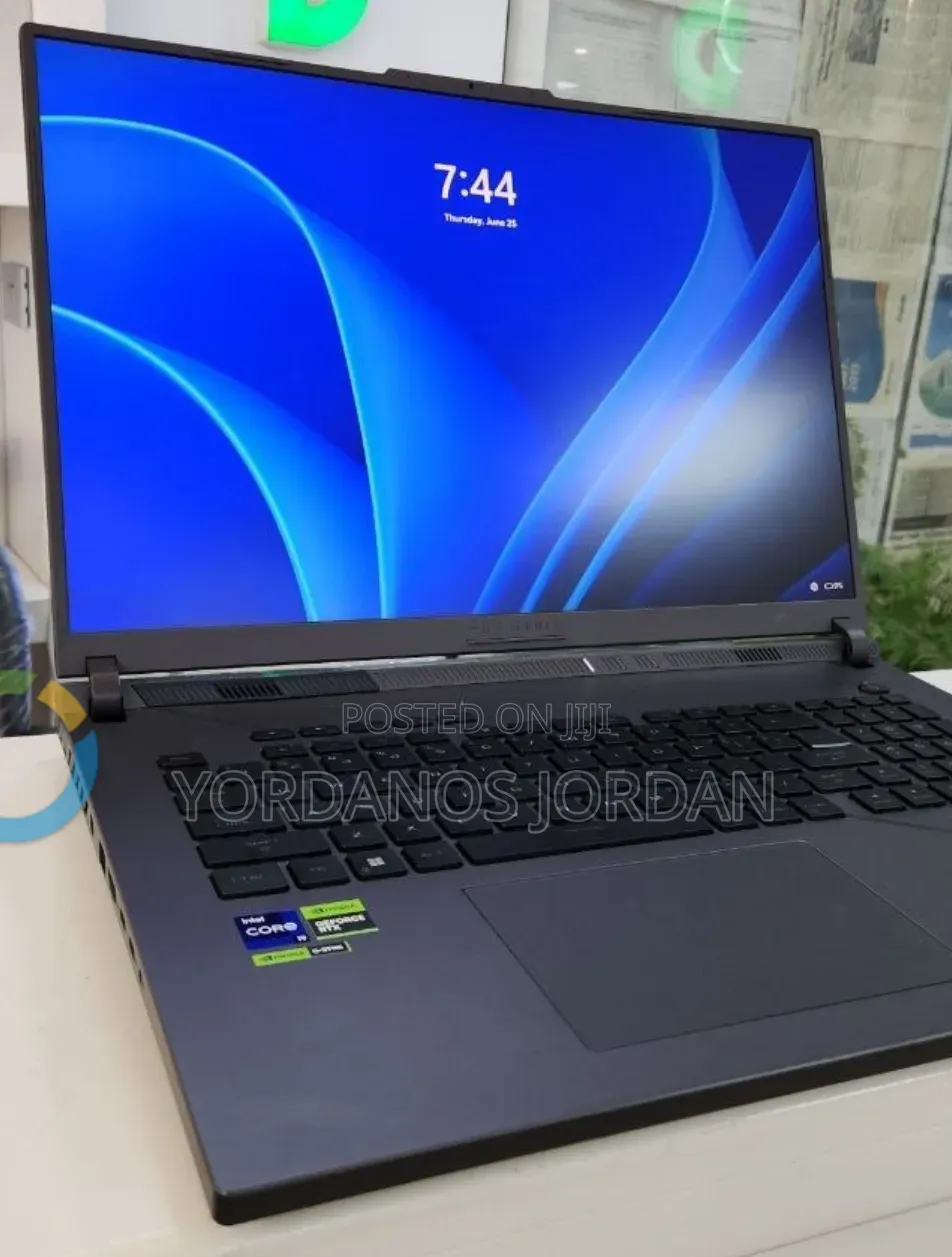 New Laptop Asus ROG Strix GL503 32GB Intel Core i9 SSD 2T