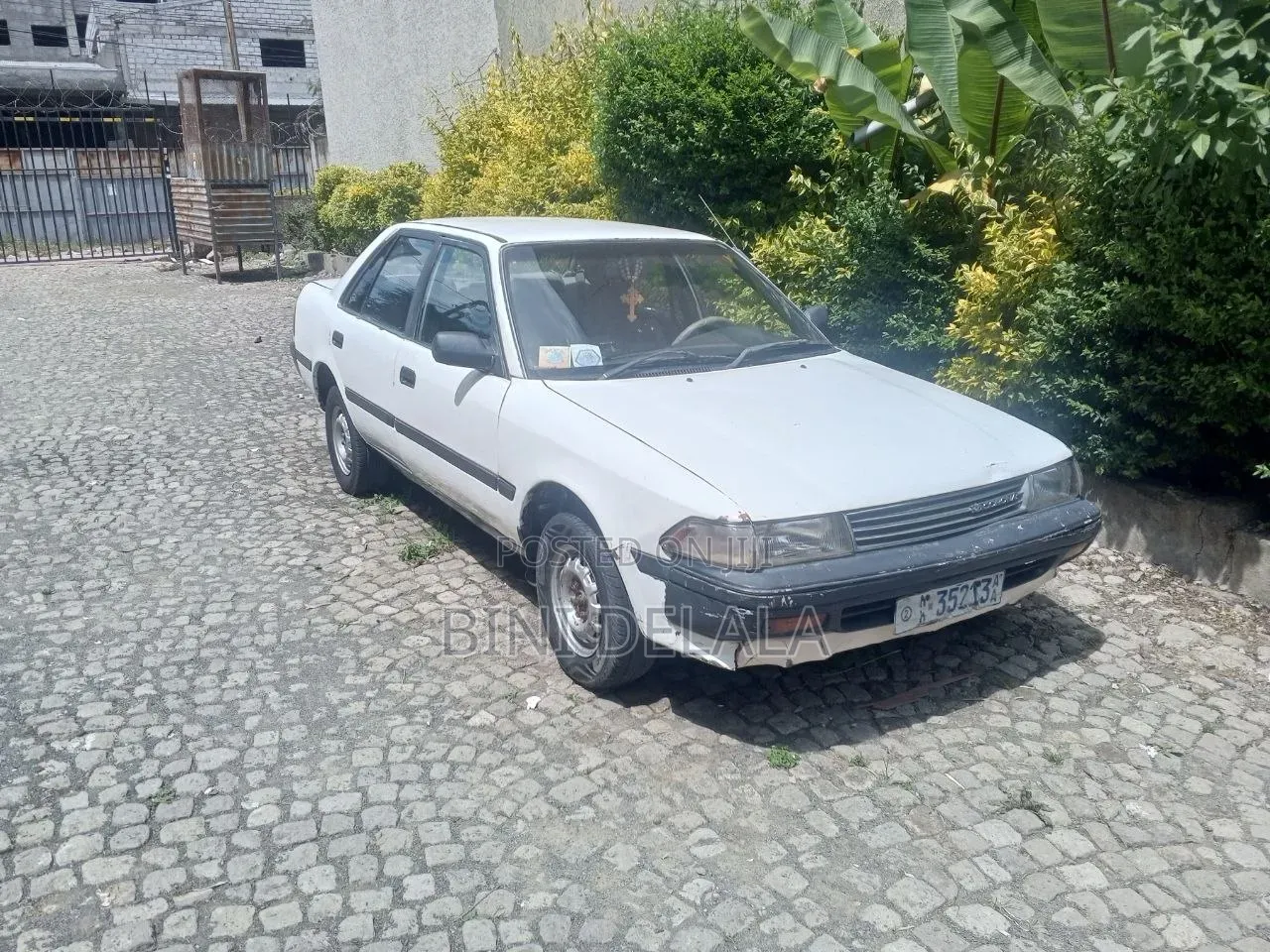 Toyota Carina 1988 White