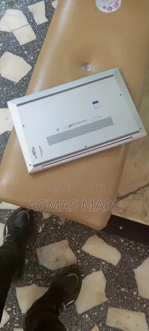 New Laptop HP EliteBook 840 G7 8GB Intel Core i5 SSD 512GB