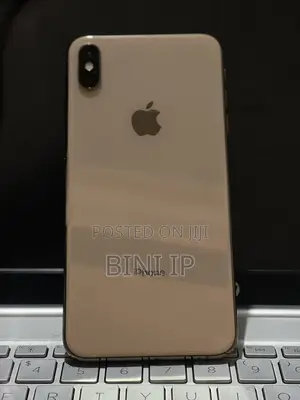 New Apple iPhone XS Max 64 GB Gold