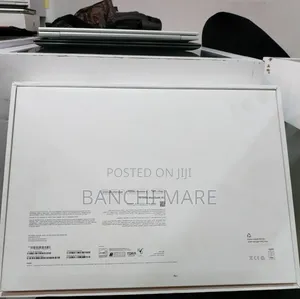 New Laptop Apple MacBook Air 2025 M4 16GB Apple M4 SSD 512GB