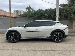 New Kia EV6 2023 Silver