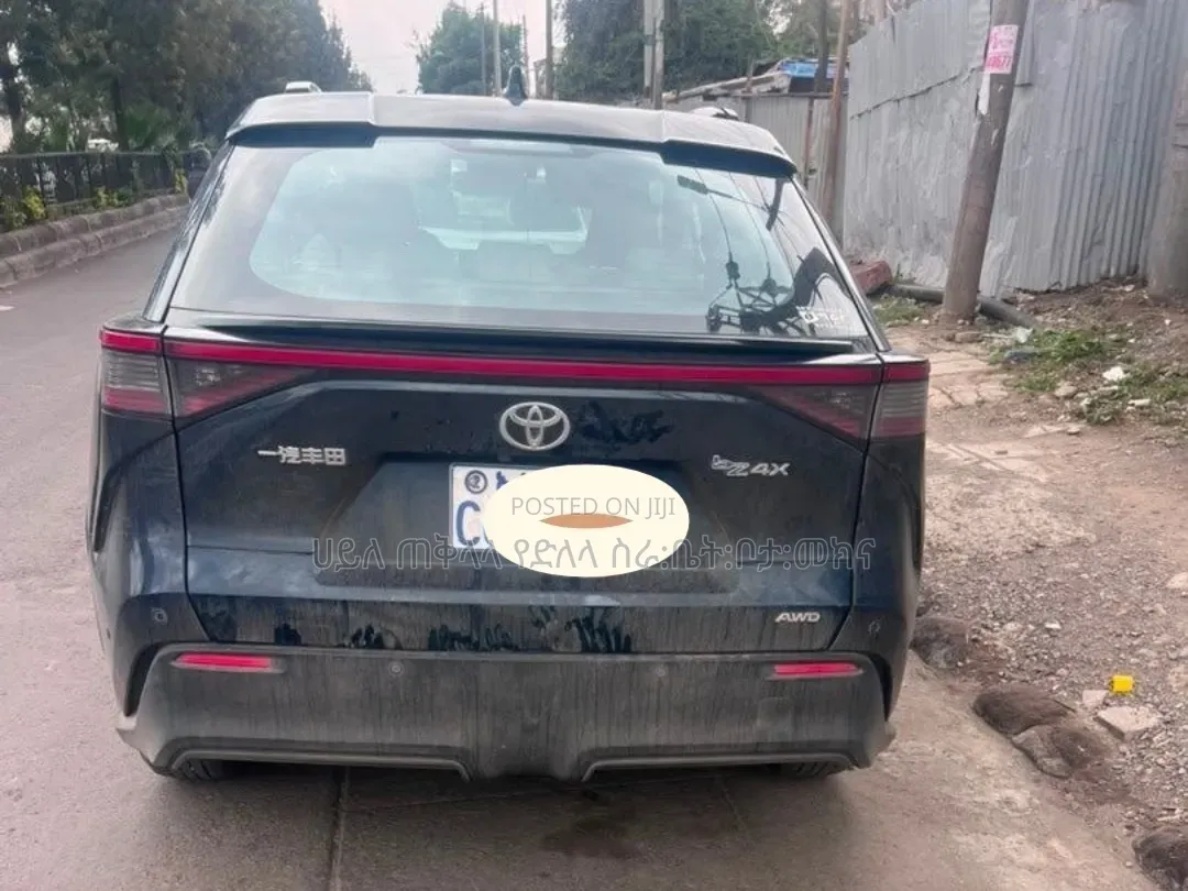 Toyota bZ4X 2023 Maroon
