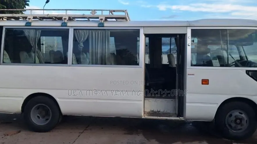 Toyota Coaster 2011 White