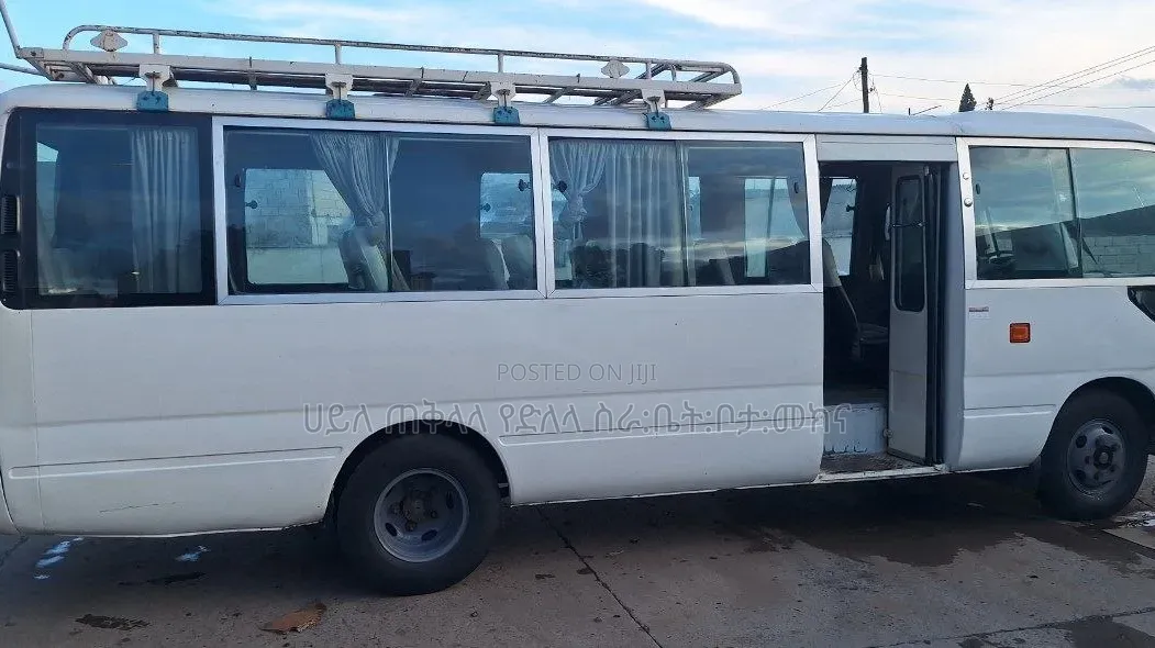 Toyota Coaster 2011 White