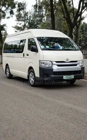 Toyota HiAce 2020 White