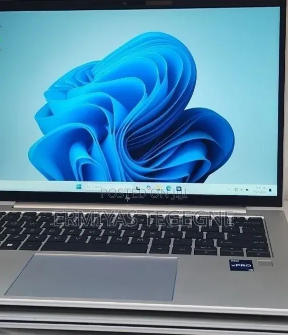 New Laptop HP EliteBook 840 16GB Intel Core i5 SSD 512GB