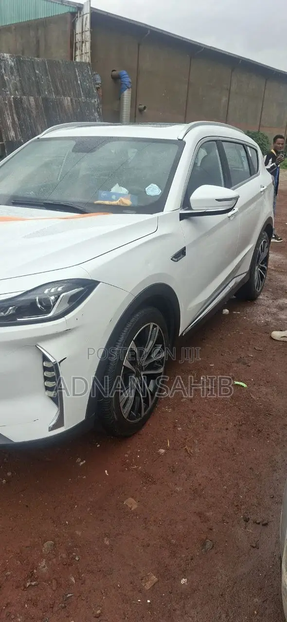 Jetour X70 Plus 2023 White