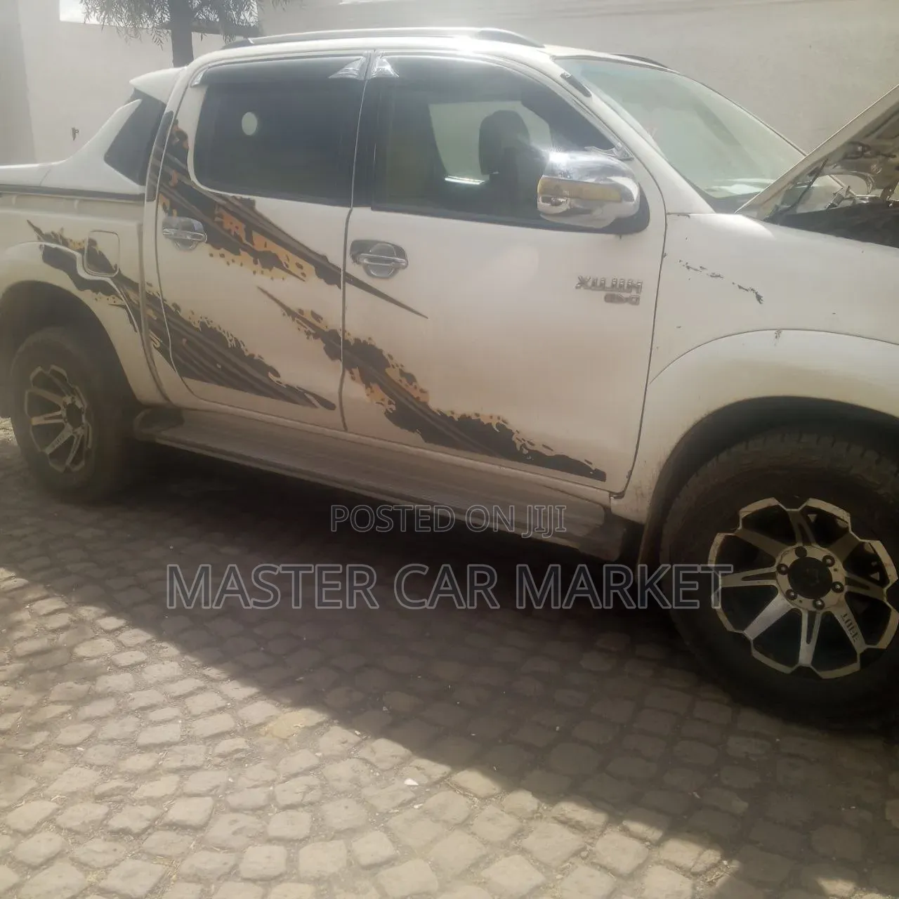 Toyota Hilux 2008 White