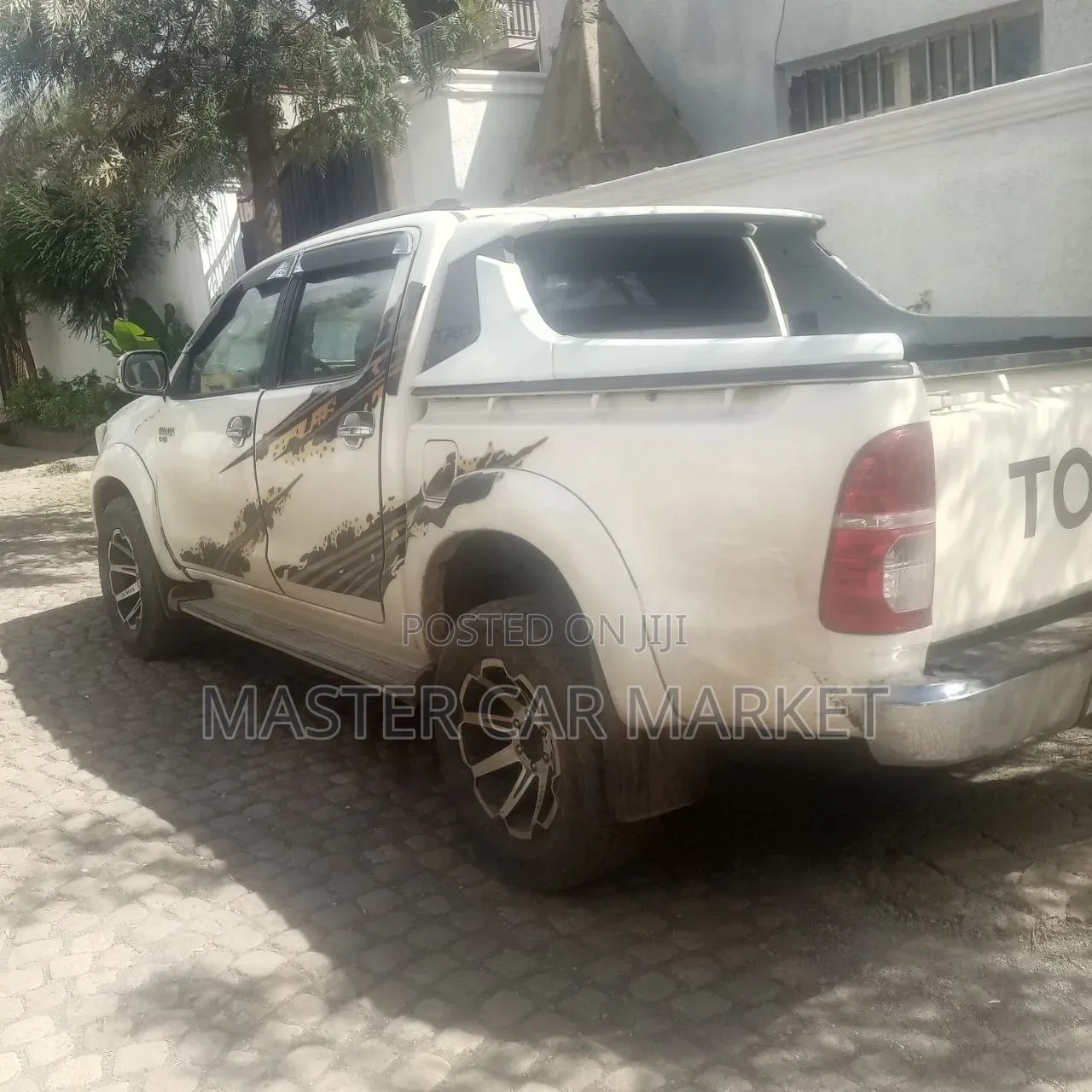 Toyota Hilux 2008 White