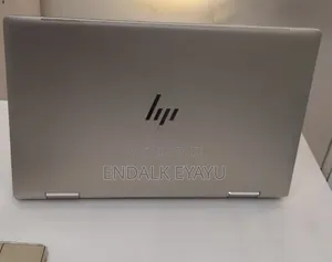 New Laptop HP Envy x360 8GB Intel Core i7 SSD 512GB
