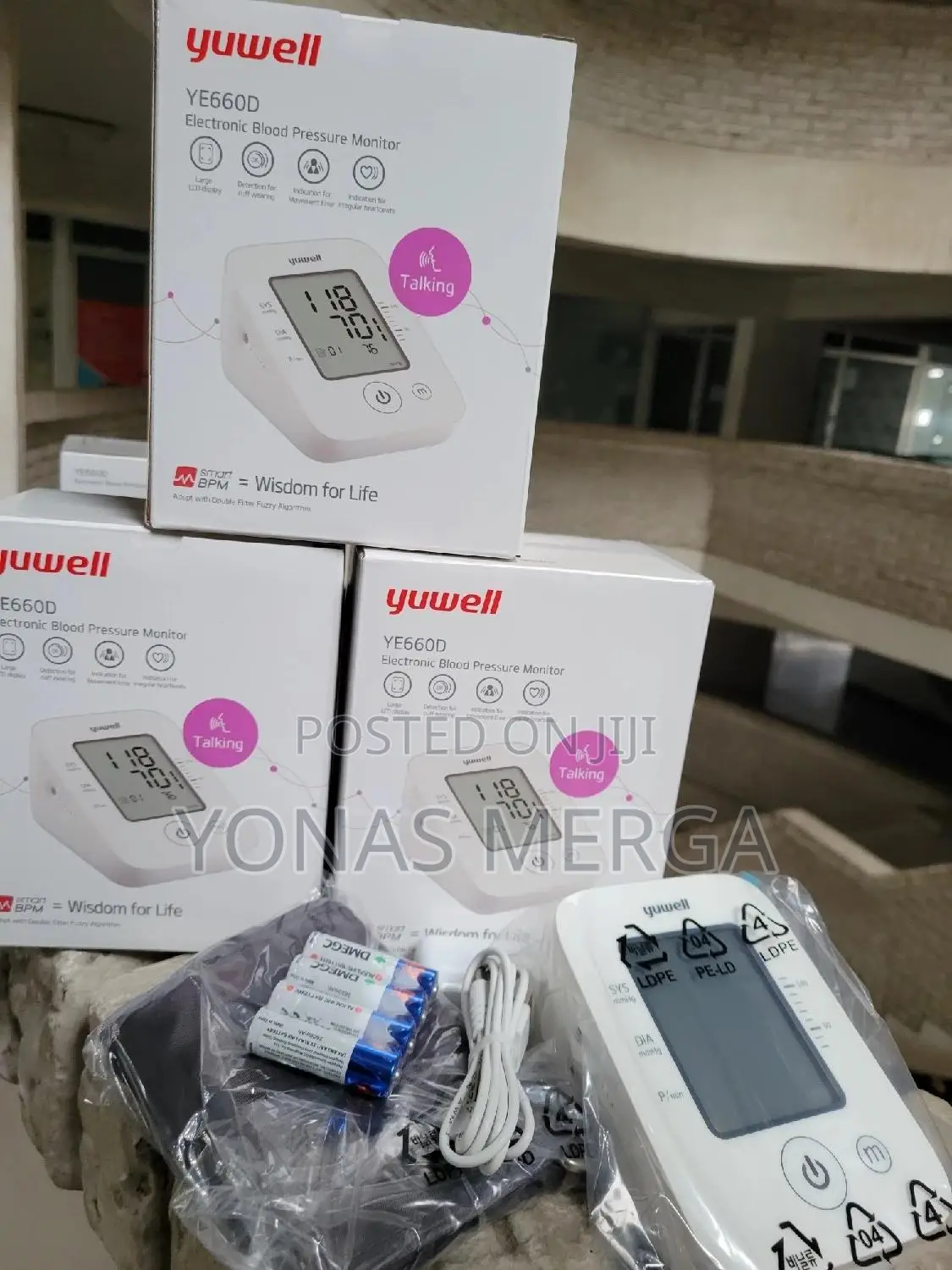 Blood Pressure Monitors度黛method: Digital (Electronic)