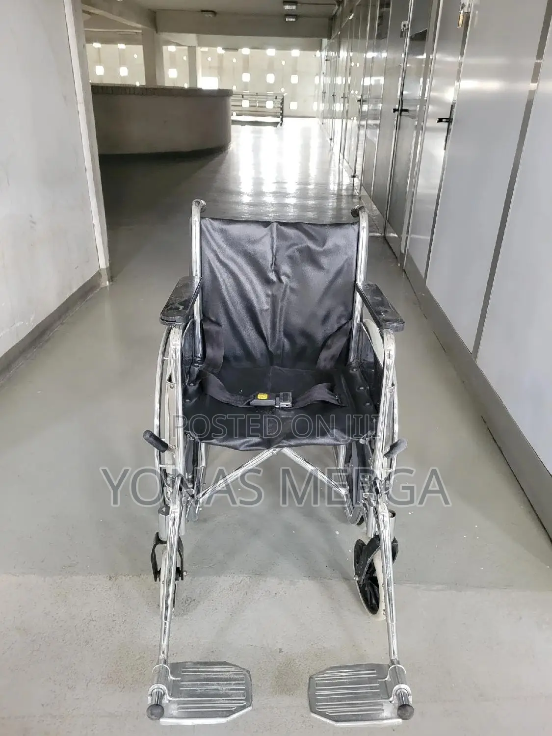 Wheelchair埠又ዊልቼርit Is Easily Transportable and Comes With a Compact