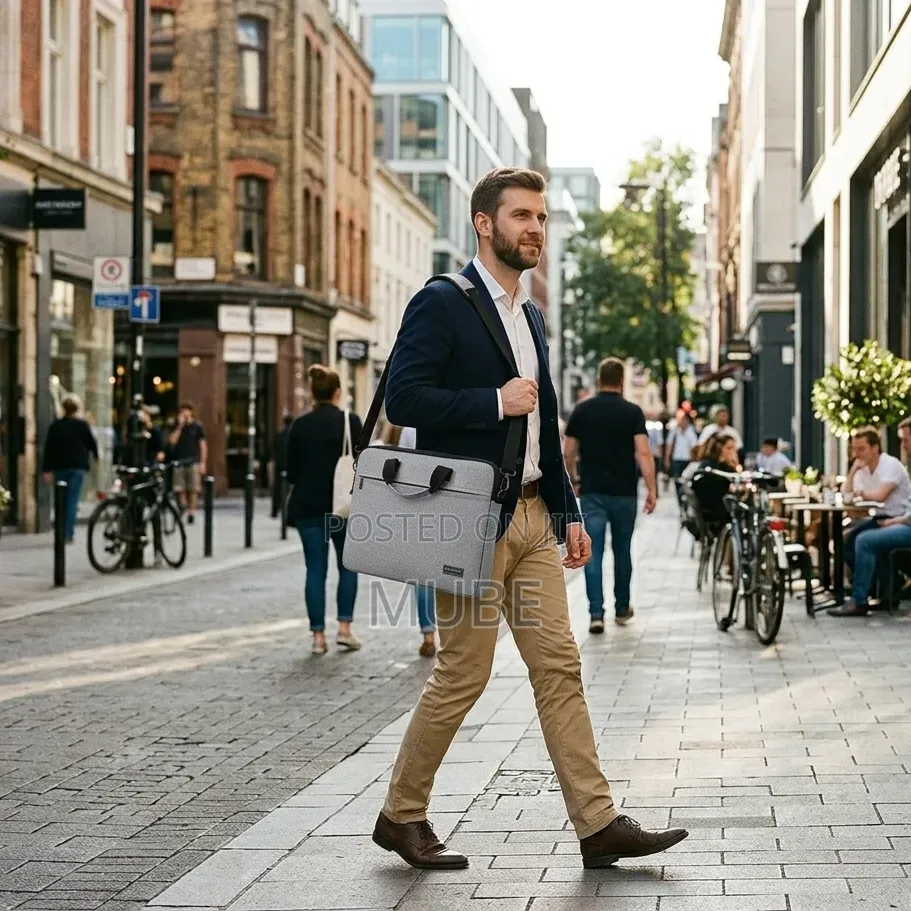 Premium Laptop Bag (13.3–15.6")