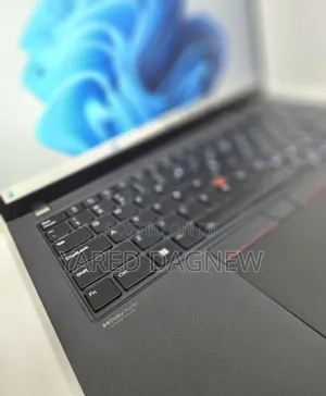 New Laptop Lenovo ThinkPad T14s G4 16GB Intel Core i7 SSD 512GB