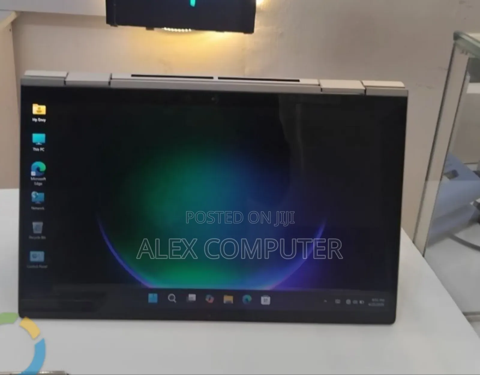 New Laptop HP Envy X360 8GB Intel Core i7 SSD 512GB