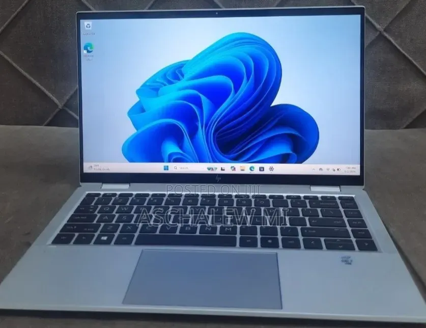 New Laptop HP EliteBook x360 1040 G7 16GB Intel Core i7 SSD 512GB