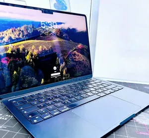 New Laptop Apple MacBook Air 2022 M2 16GB Apple M2 SSD 512GB
