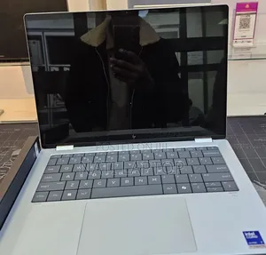 New Laptop HP OmniBook 5 14" 16GB Intel Core 7 SSD 512GB