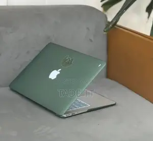 New Laptop Apple MacBook Air 8GB Intel Core i5 SSD 128GB