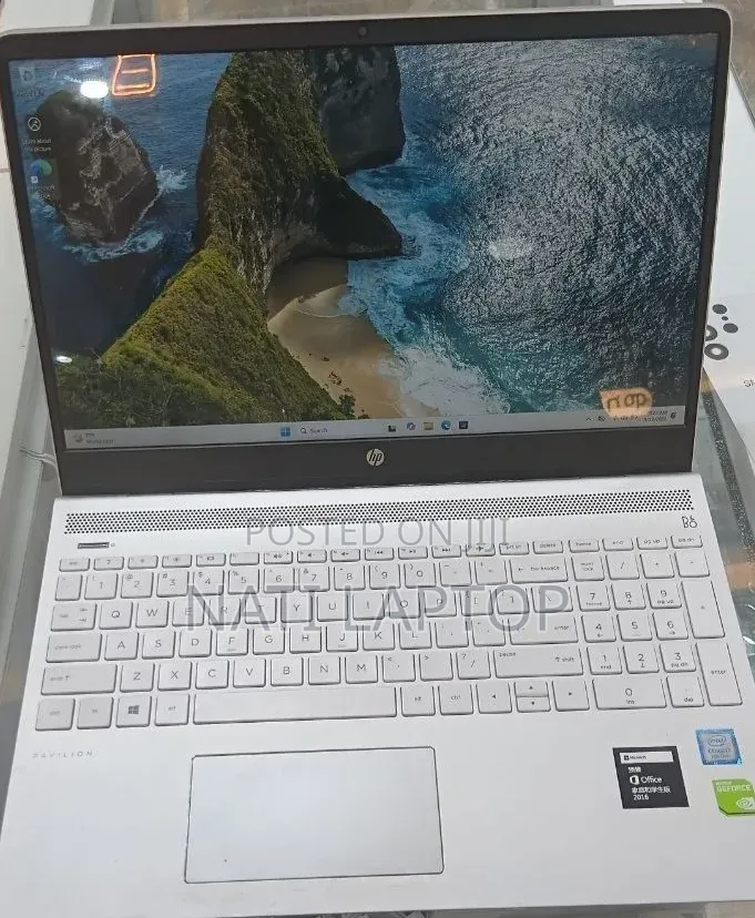 New Laptop HP Pavilion 15 16GB Intel Core i7 SSD 512GB