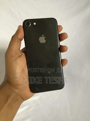 Apple iPhone 8 64 GB Black