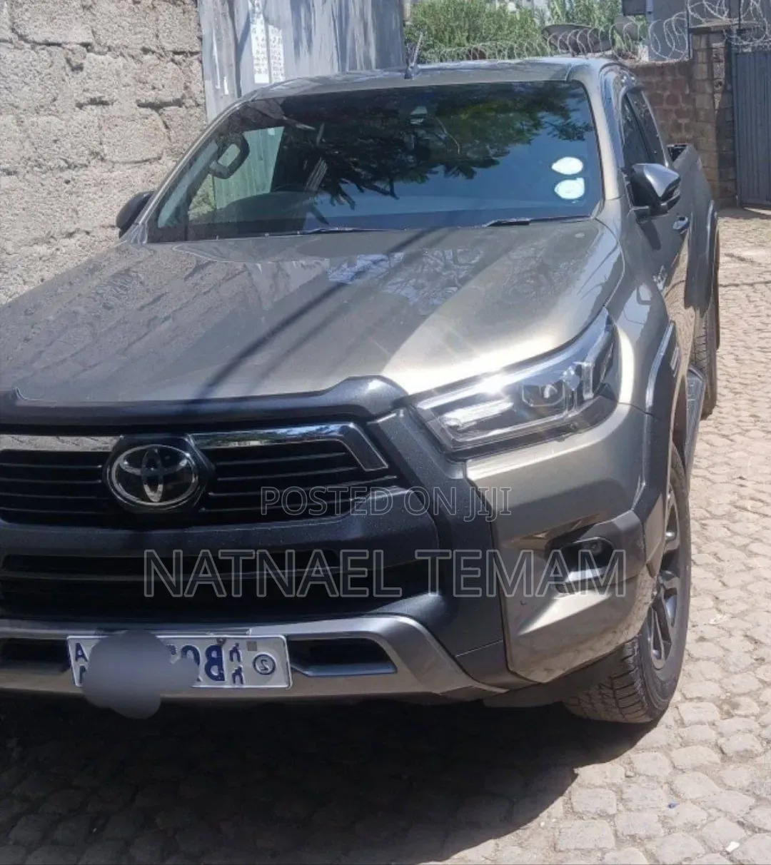 Toyota Hilux 2021 Brown