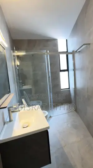 3bdrm Apartment in Jakros, Bole for sale