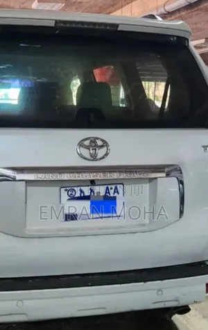 Toyota Land Cruiser Prado 2.7 i 2012 White