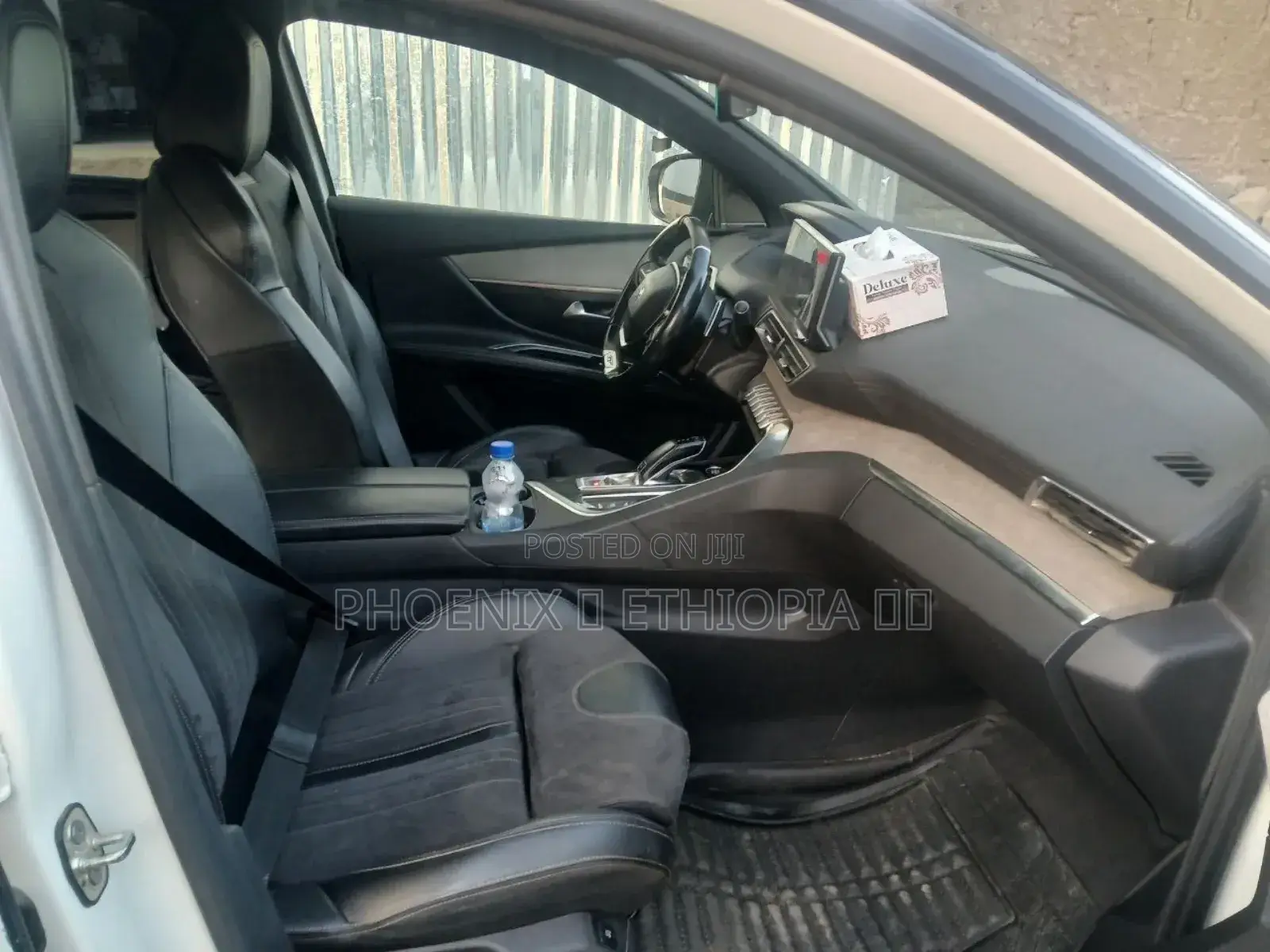 Peugeot 5008 2022 White