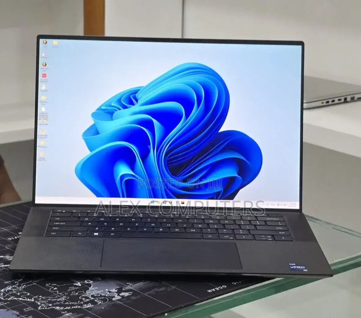 New Laptop Dell G15 5511 16GB Intel Core i7 SSD 1T