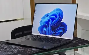 New Laptop Dell G15 5511 16GB Intel Core i7 SSD 1T