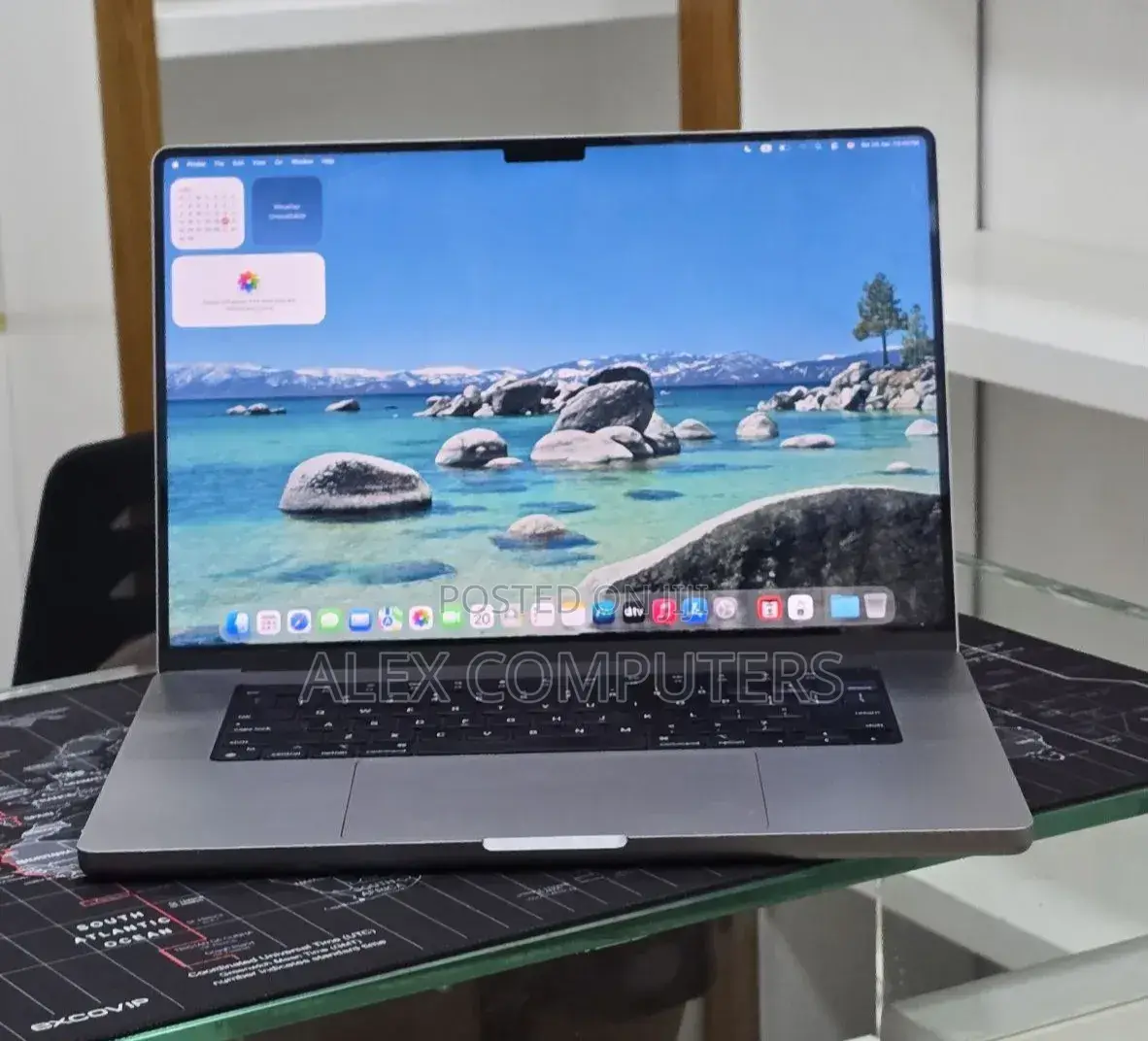 New Laptop Apple MacBook Pro 32GB Apple M1 Pro SSD 512GB