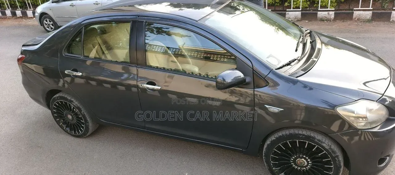 Toyota Yaris 2007 Black
