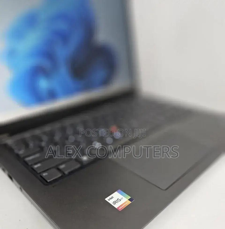 New Laptop Lenovo ThinkPad T14s G4 16GB Intel Core i7 SSD 512GB