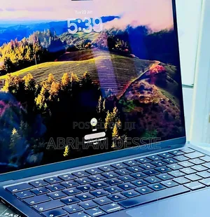 New Laptop Apple MacBook Air 2022 M2 16GB Apple M2 SSD 512GB