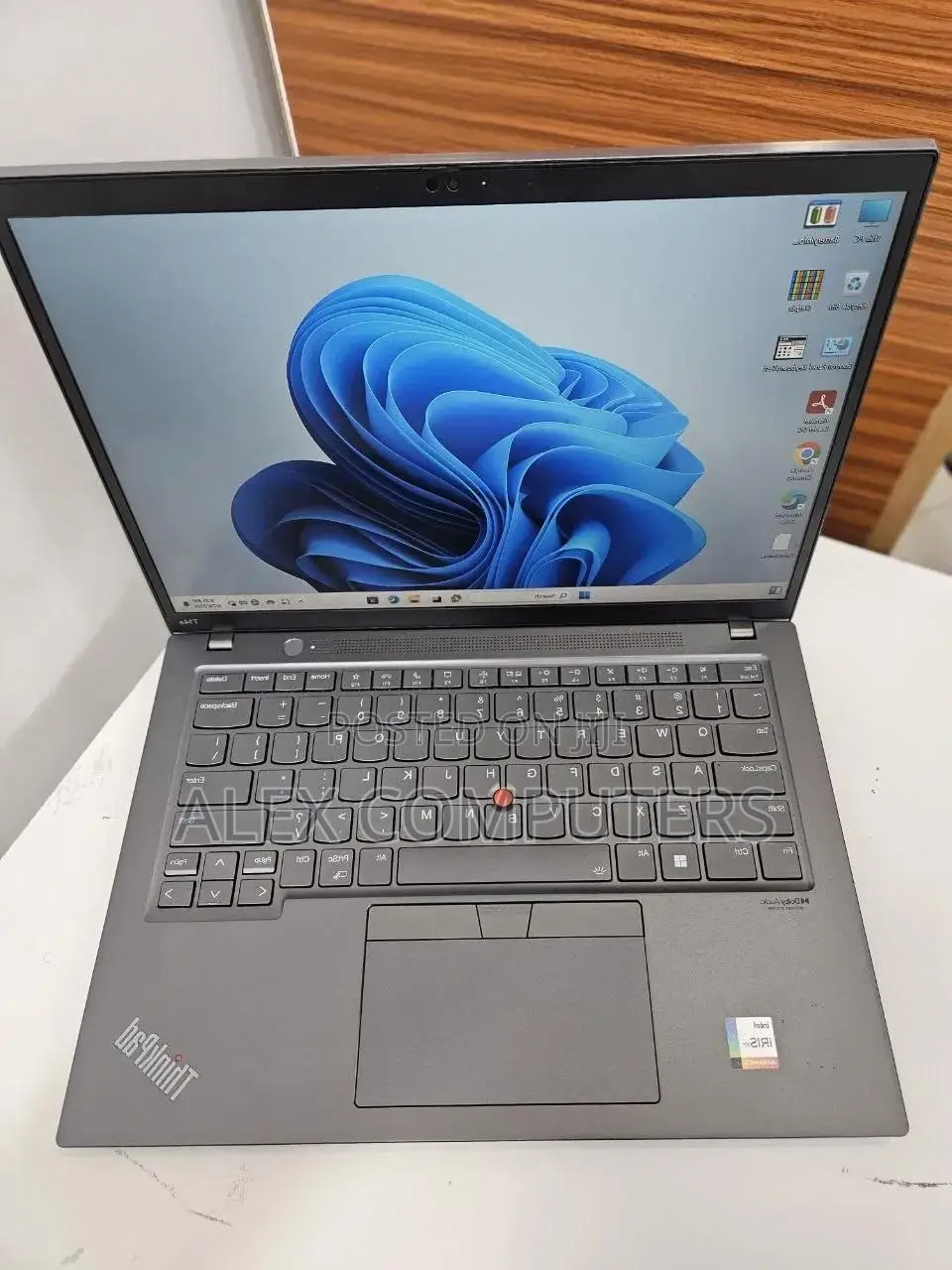 New Laptop Lenovo ThinkPad T14s G4 16GB Intel Core i7 SSD 512GB