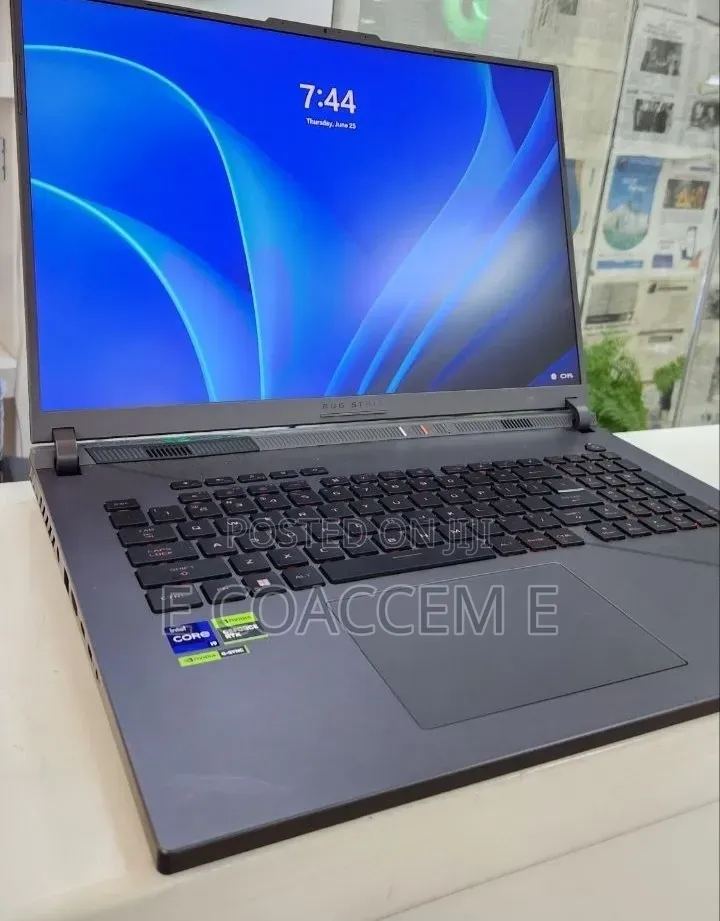 New Laptop Asus 32GB Intel Core i9 SSD 2T