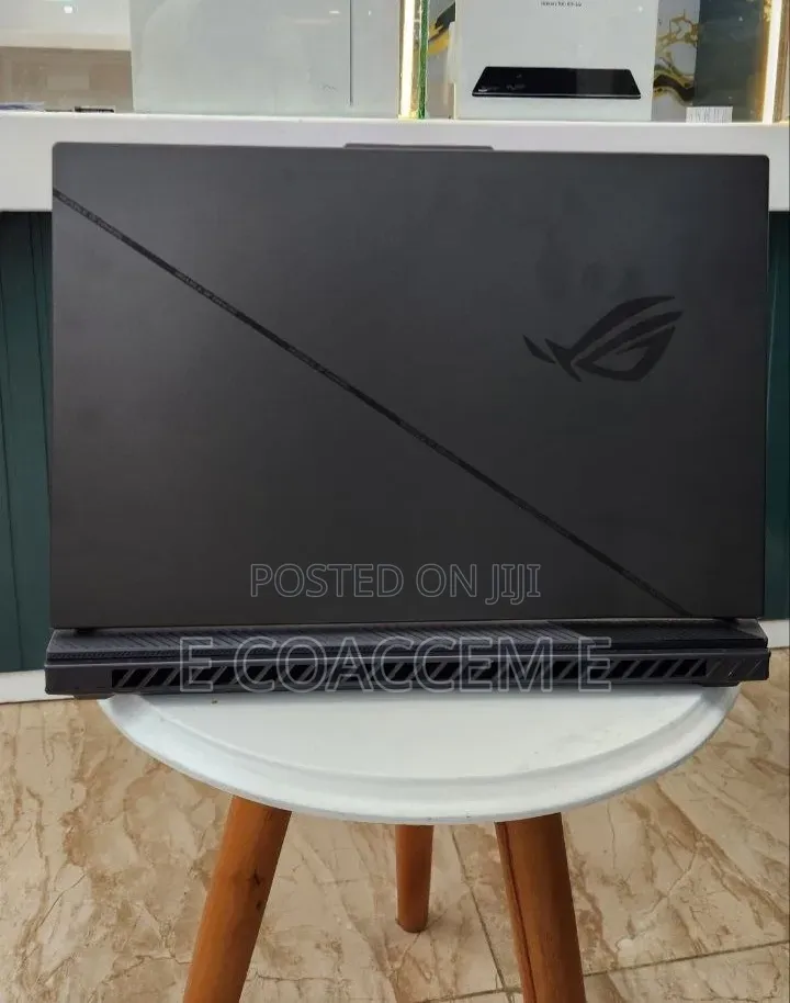 New Laptop Asus 32GB Intel Core i9 SSD 2T