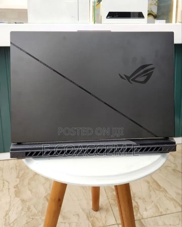 New Laptop Asus 32GB Intel Core i9 SSD 2T