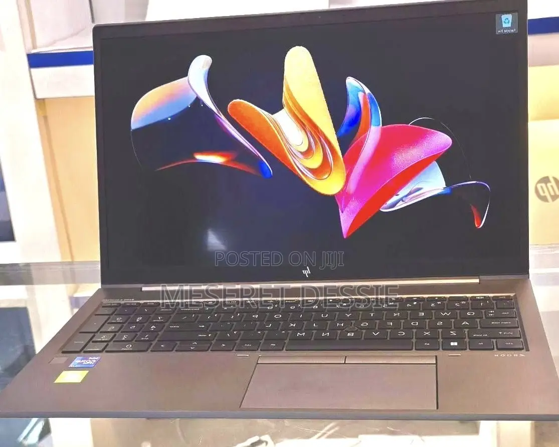 New Laptop HP 16GB Intel Core i7 SSD 512GB