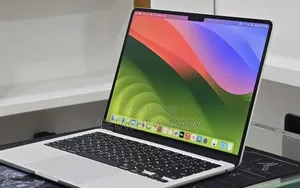 New Laptop Apple MacBook Air 2022 M2 16GB Intel SSD 512GB