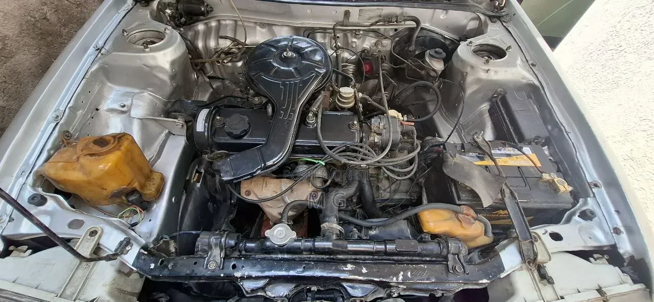 Toyota Corolla 1.3 Hatchback 1988 Silver