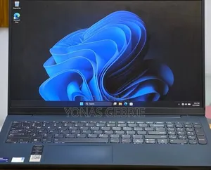 New Laptop Lenovo 12GB Intel Core i7 SSD 512GB