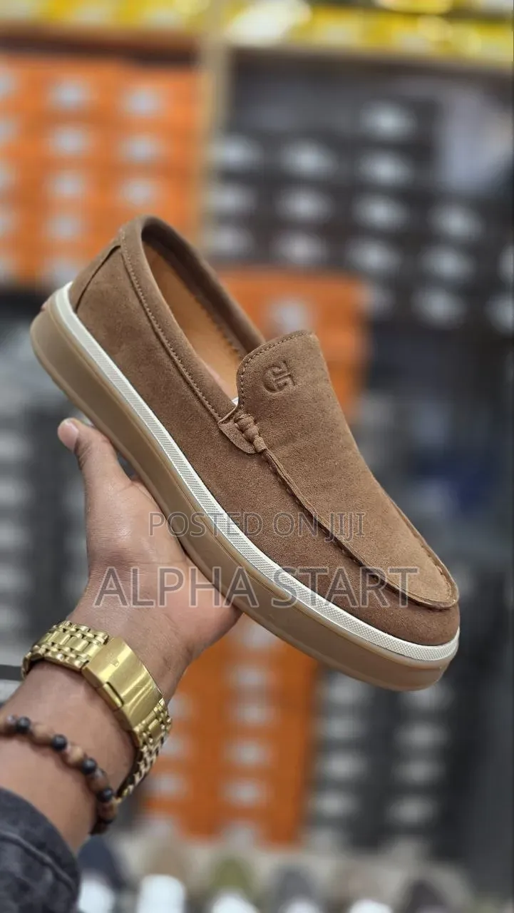 Coonc High Master Quality Smooth Flat Shoes for Man's