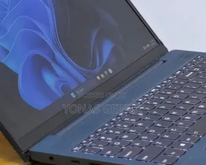 New Laptop Lenovo 12GB Intel Core i7 SSD 512GB