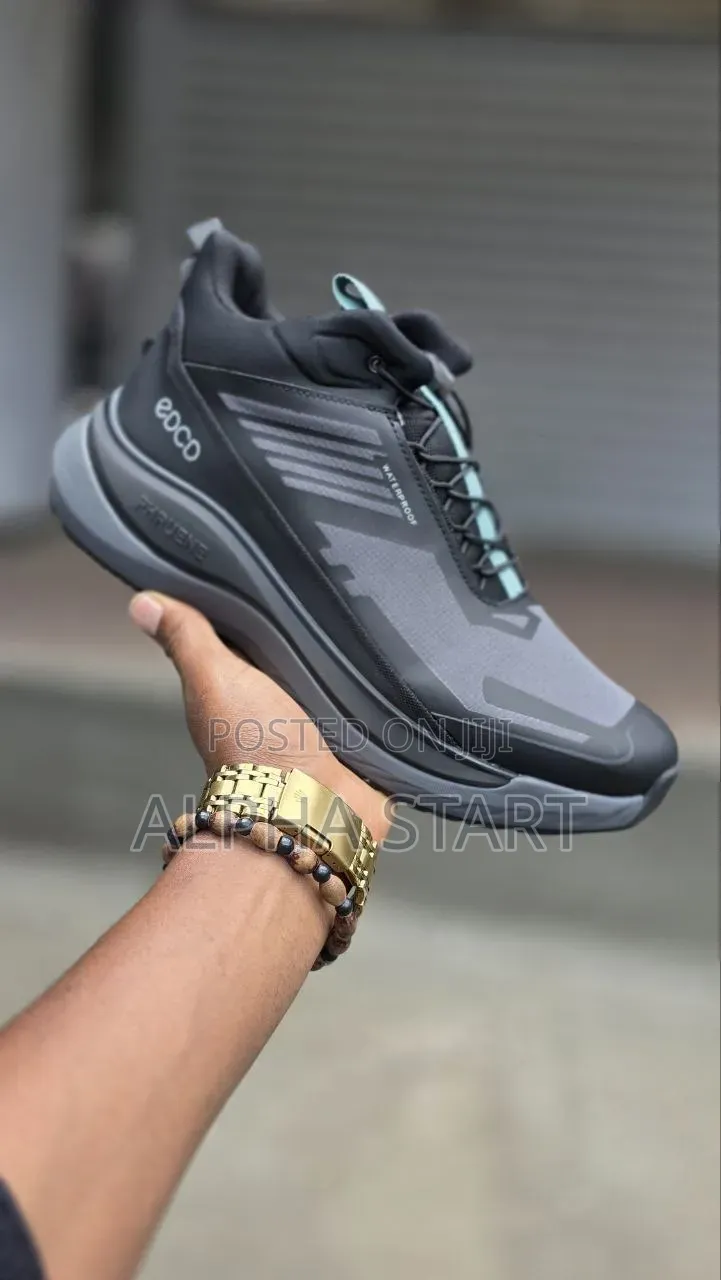 Edco High Master Quality Smooth Sneakers for Man's